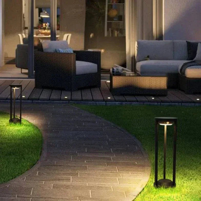 Lampadaire D'Extérieur Creux En Métal Noir - Clowas.fr