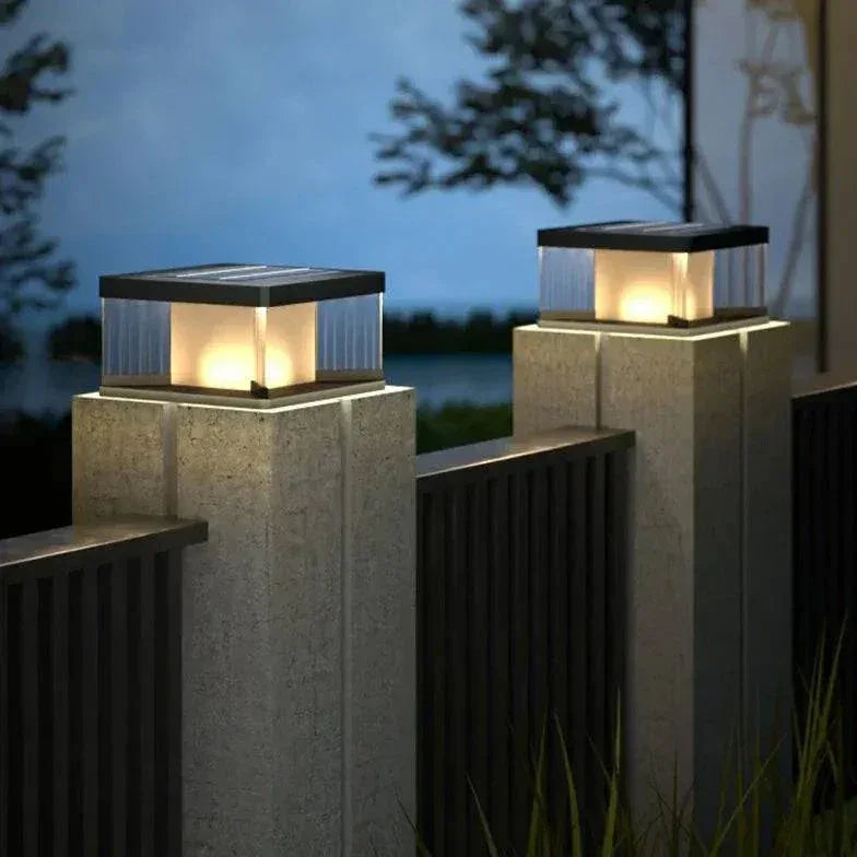 Borne Lumineuse Extérieure Décorative Solaire Jardin - Clowas.fr