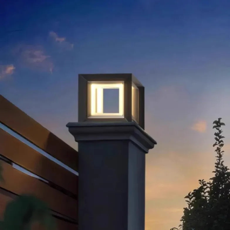 Lampe de Pilier Solaire d’Extérieure Design Moderne en Métal Noir pour Jardin