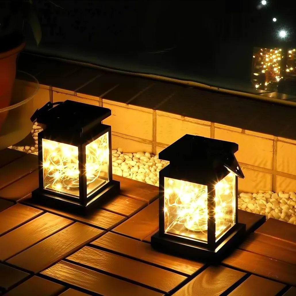 Lanterne Solaire Extérieur à Suspendre LED Portable Noire pour Jardin