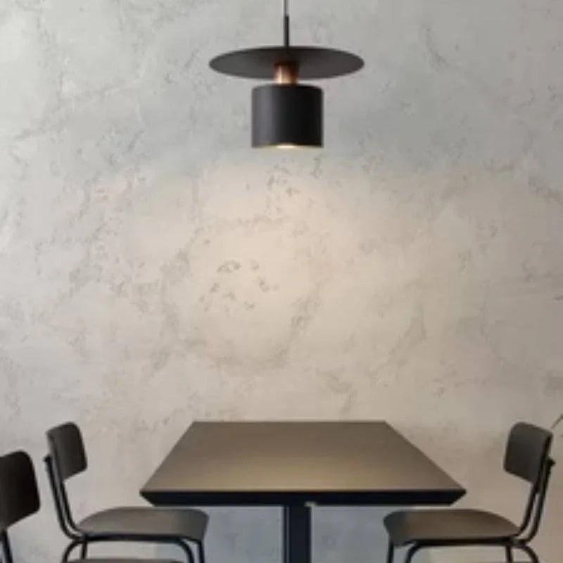 Lustre Cylindrique Noir Pour Restaurant Nordique - Clowas.fr