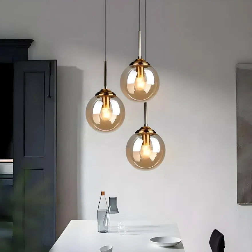 Suspension Boule en Verre Minimaliste pour Salle à Manger
