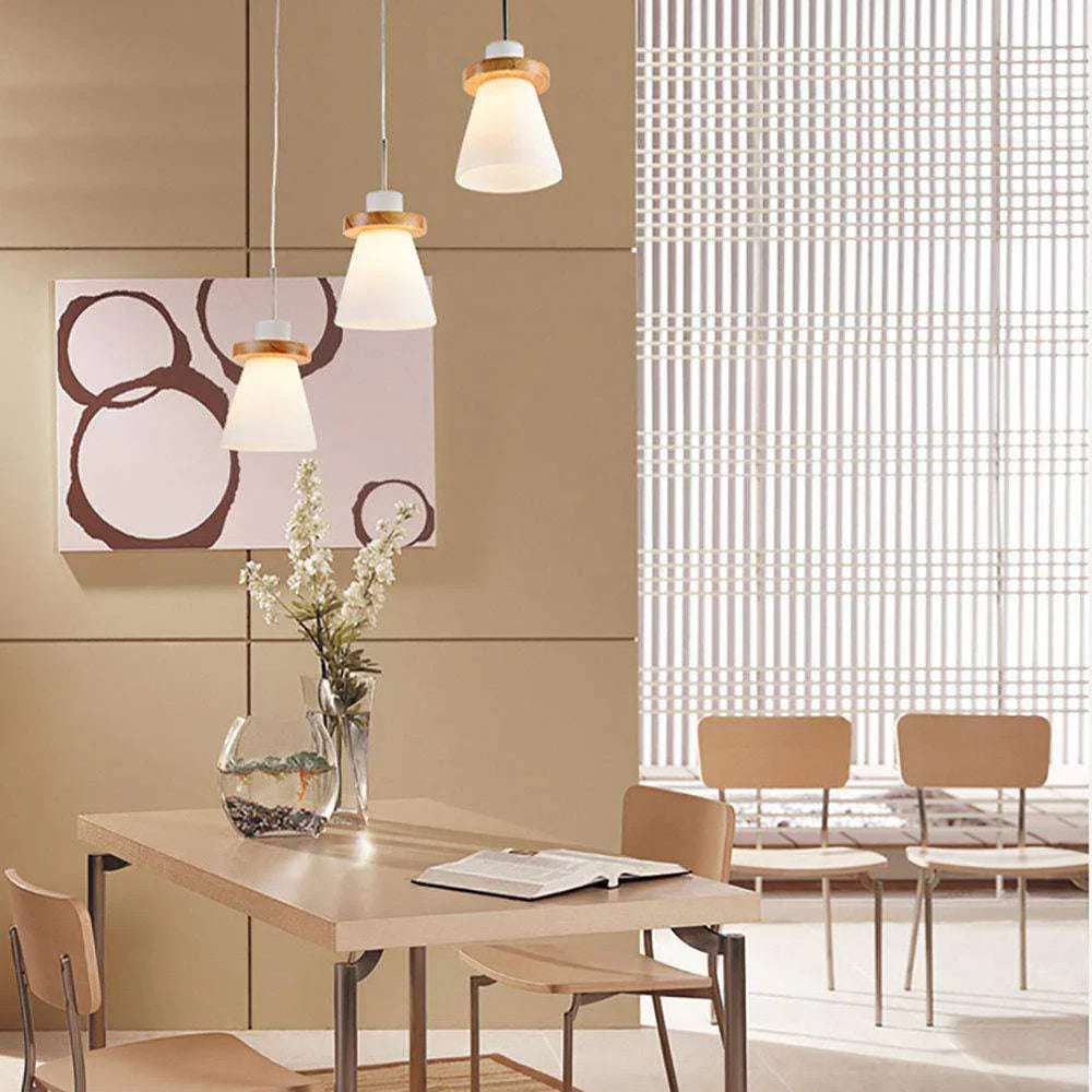 Lustre Simple En Bois Avec Abat-Jour Blanc Trapézoïdal - Clowas.fr