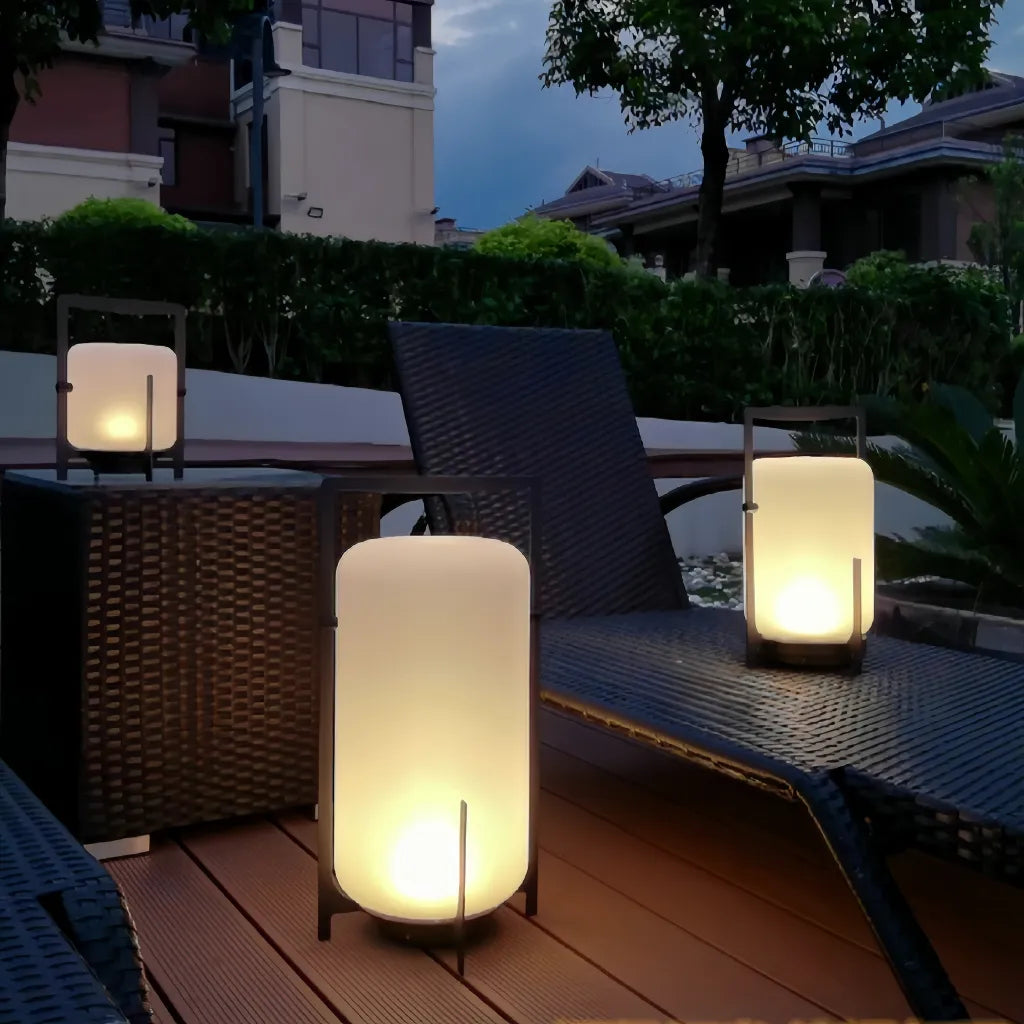 Lampadaire Nomade Extérieure en Verre Rechargeable Design Scandinave Pour Jardin