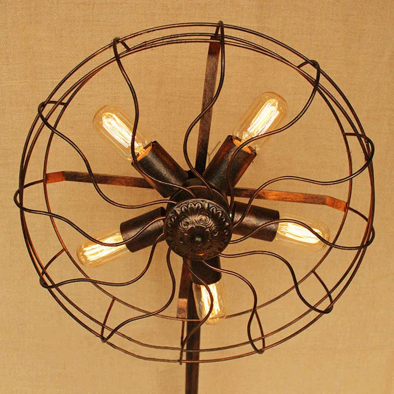 Lampadaire de style industriel vintage en forme de ventilateur