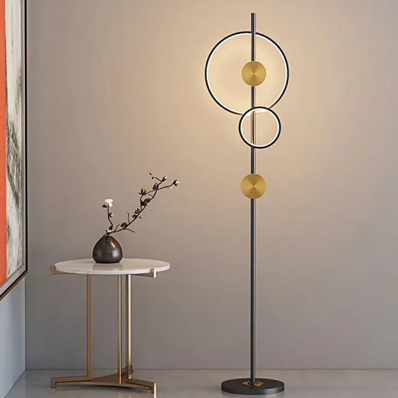 Lampadaire moderne en métal multi-cercle