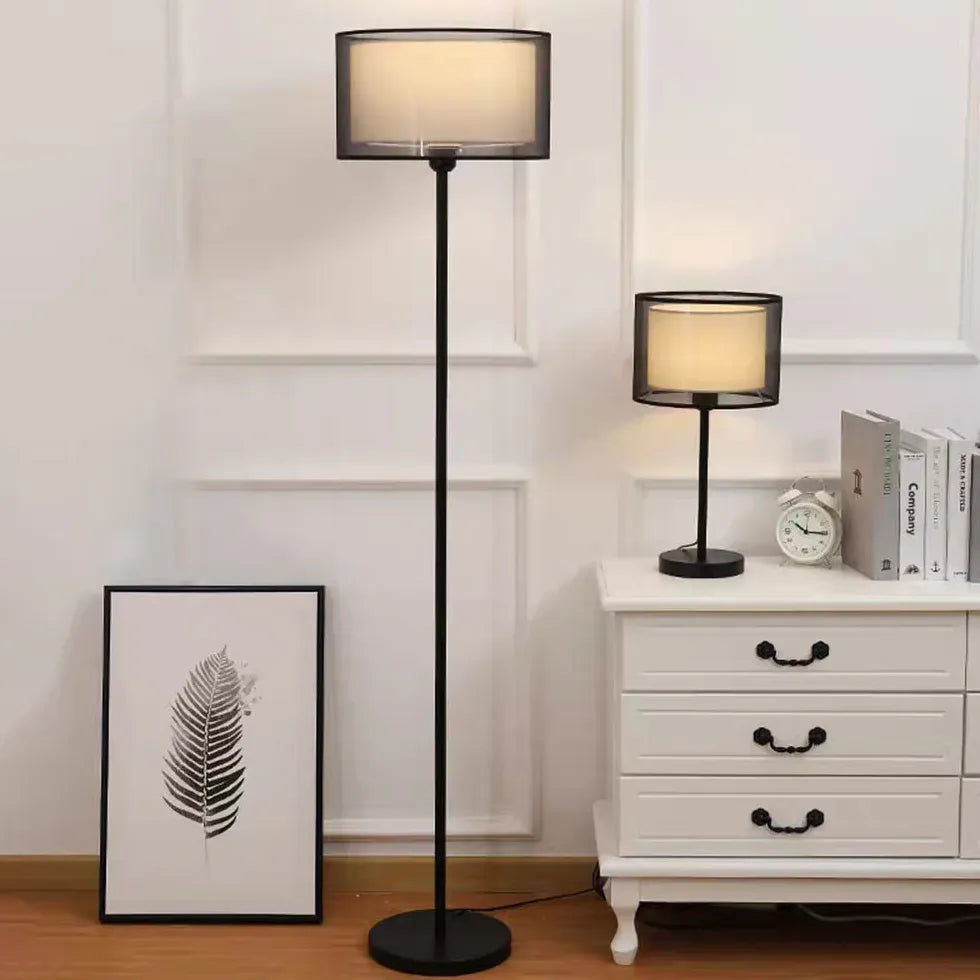 Lampadaire plug-in à mailles noires cylindriques