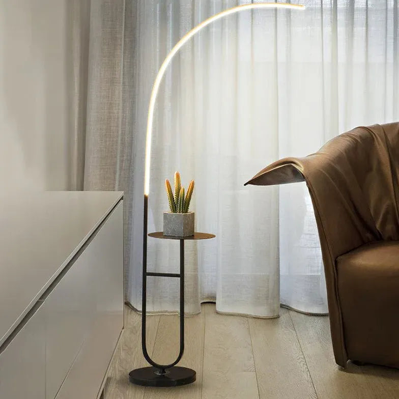 Lampe linéaire incurvée avec lampadaire de table