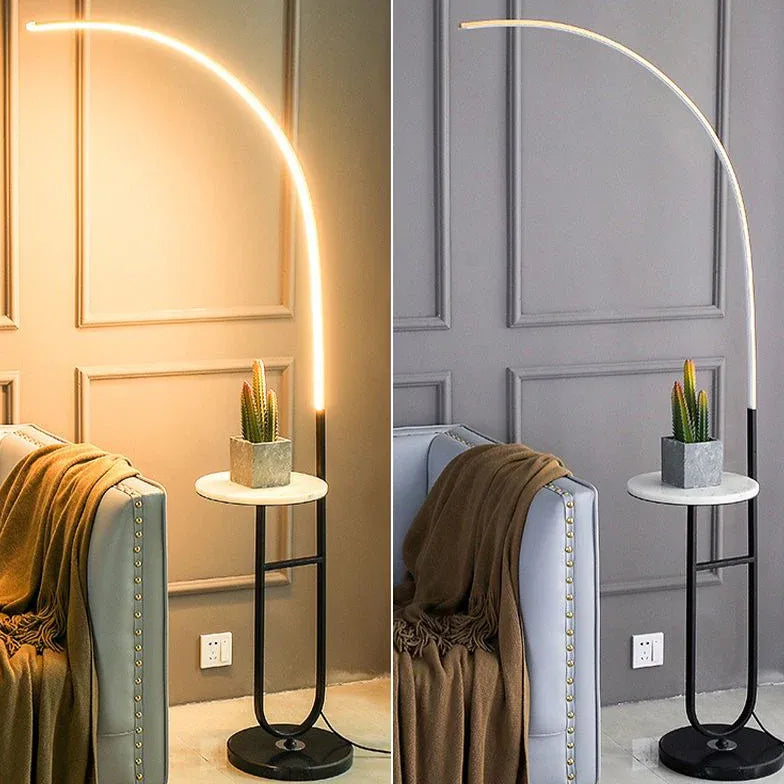 Lampe linéaire incurvée avec lampadaire de table