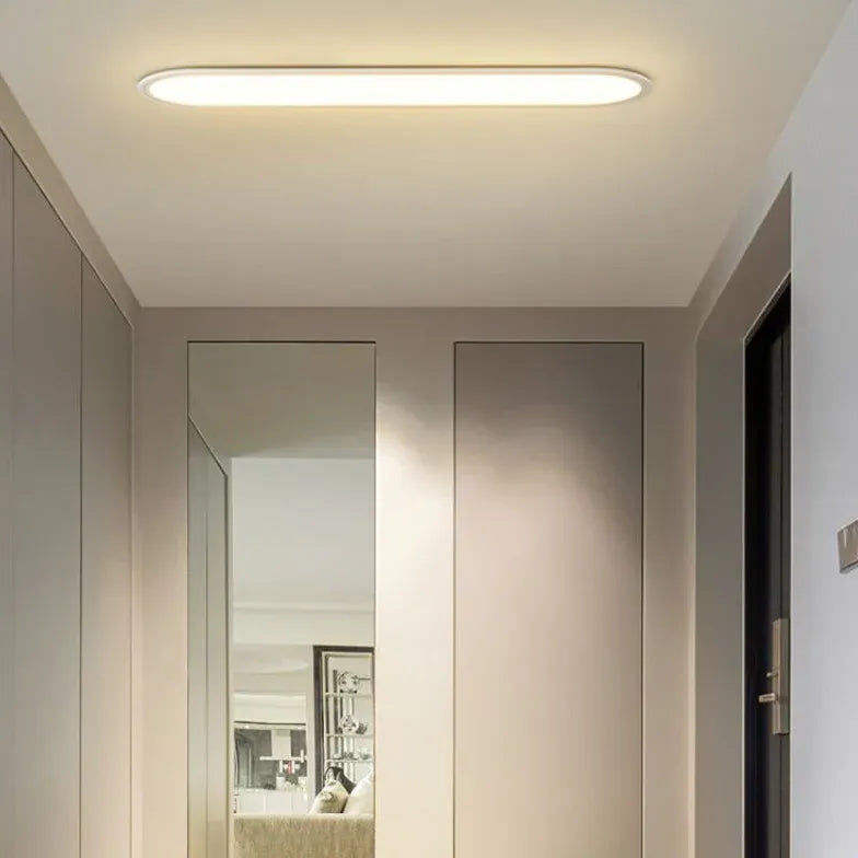 Eclairage LED plafonnier moderne entrée couloir