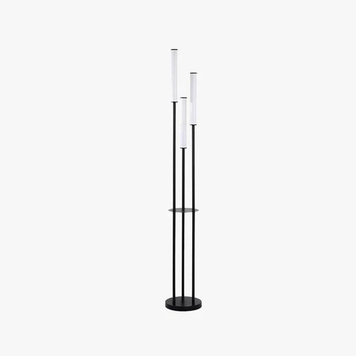 Trois lampadaire polein mince