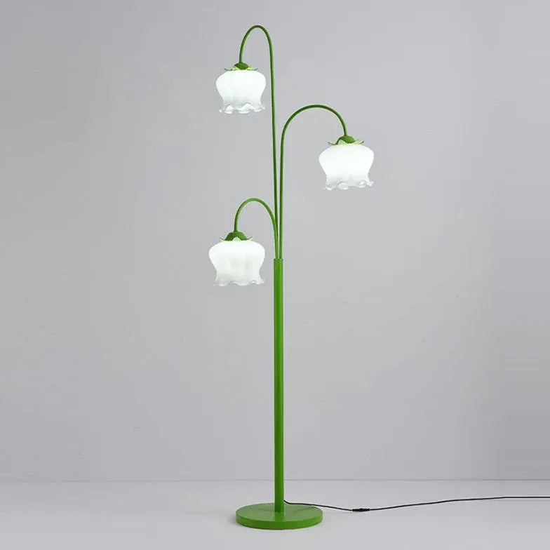 Lampadaire vert à la fleur de lanterne à trois têtes