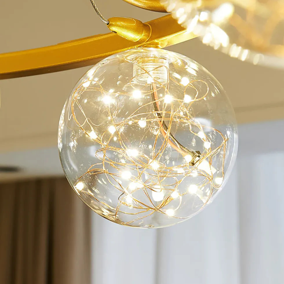 Lustre de chambre doré à boules multi-verres ondulées