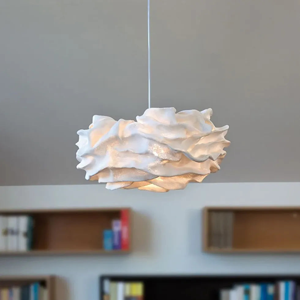 Lustre design blanc moderne et créatif