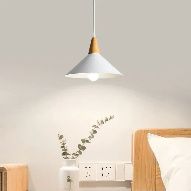 Lustre minimaliste moderne à ampoule unique