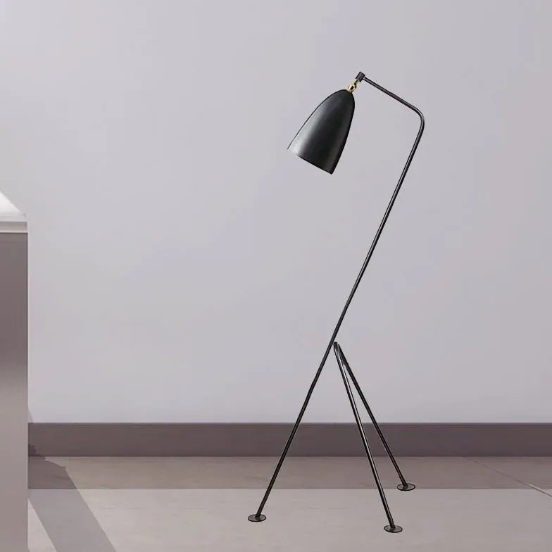 Tripod incliné lampadaire minimaliste