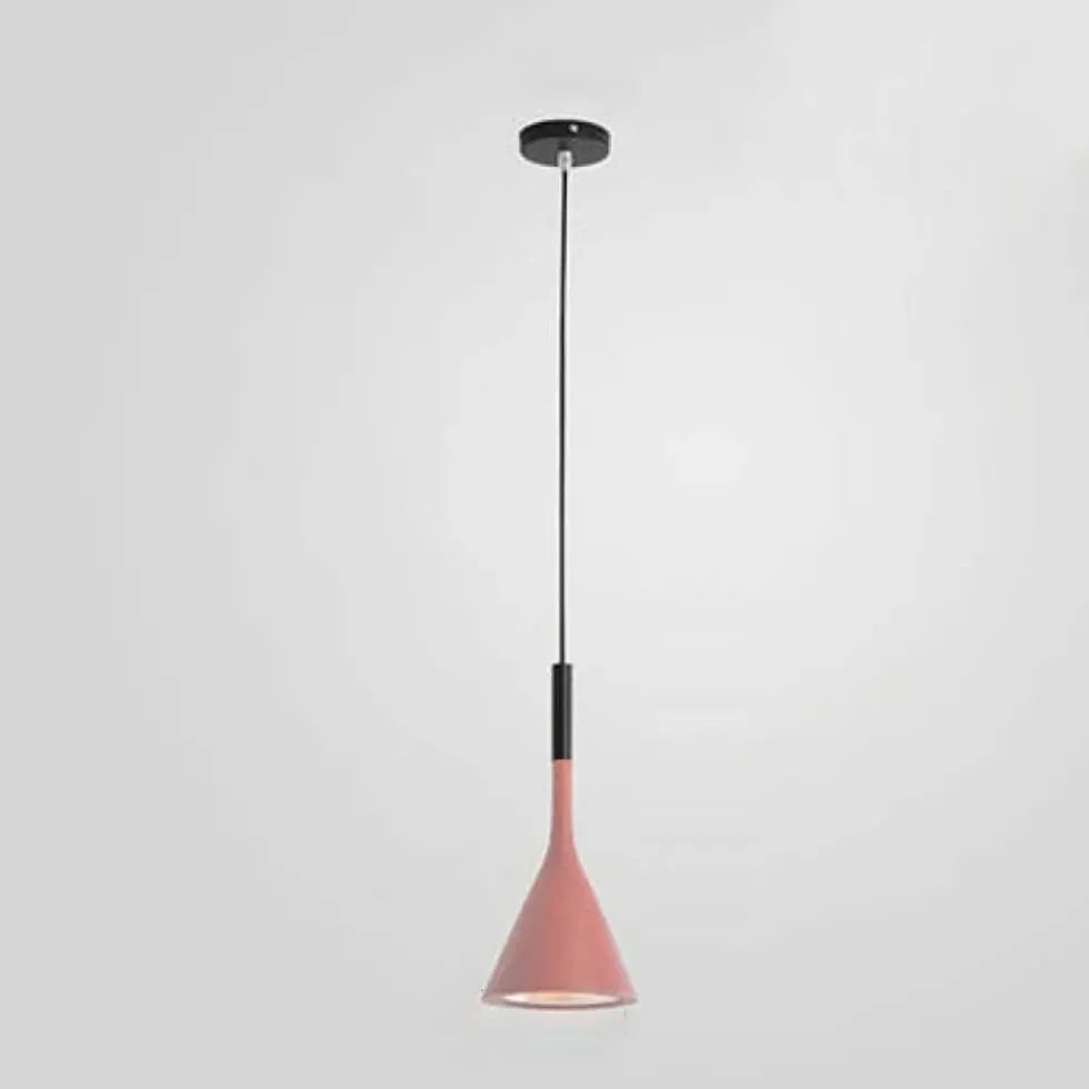 Lustre industriel moderne noir simple