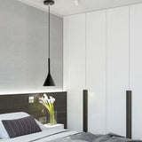 Lustre industriel moderne noir simple