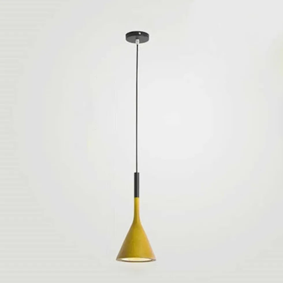 Lustre industriel moderne noir simple