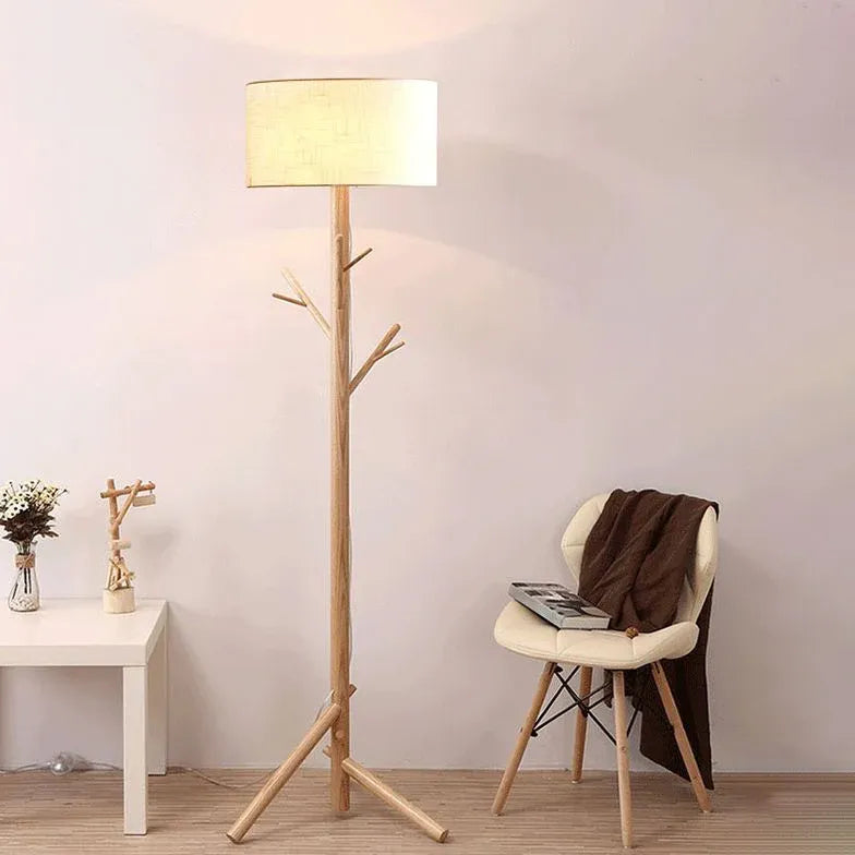 Lampadaire à trépied de rack de chapeau en bois