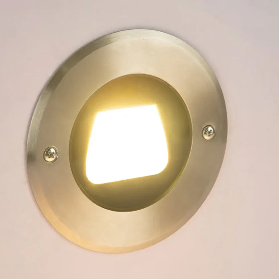 Round Recessed Step Outdoor Lights