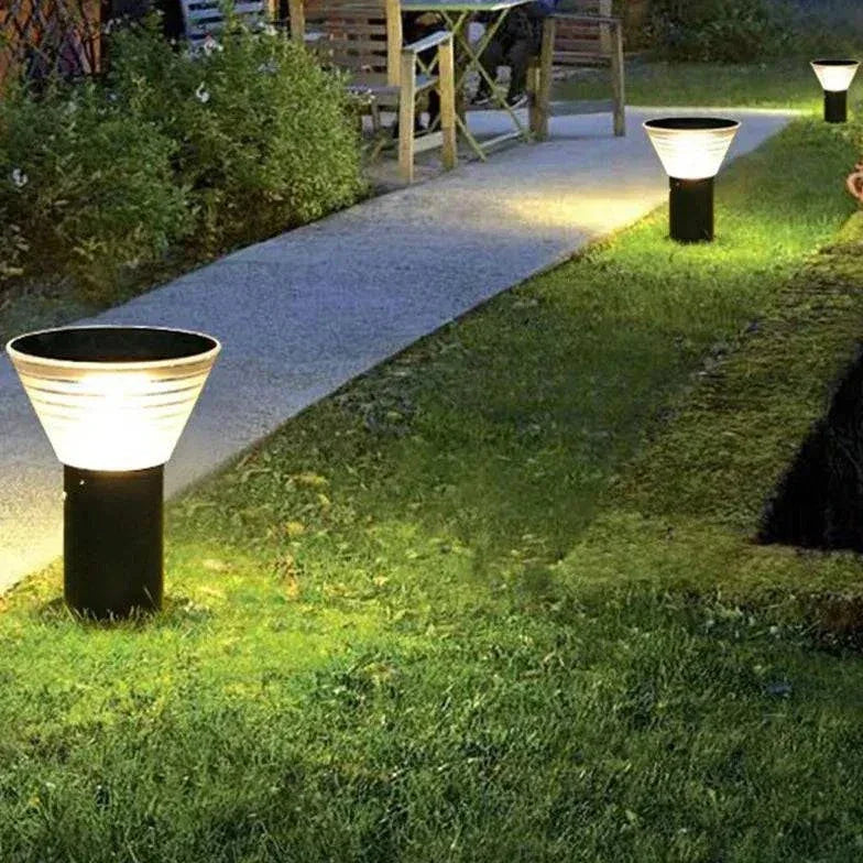 Borne D'Éclairage Extérieure Solaire Noire Conique À Led - Clowas.fr