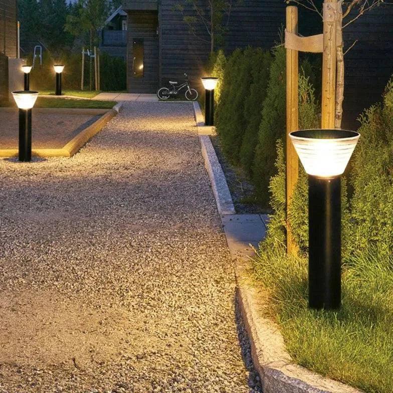 Borne D'Éclairage Extérieure Solaire Noire Conique À Led - Clowas.fr