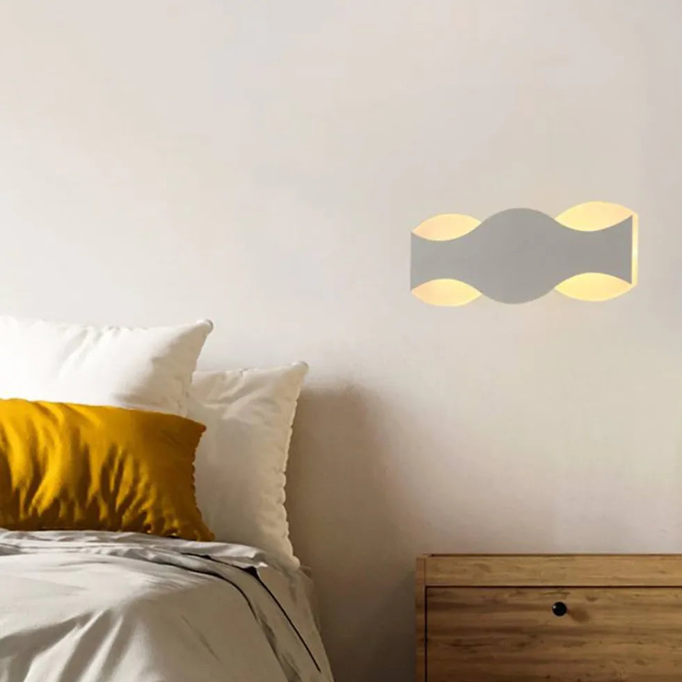 Wavy Modern Minimalist Wall Lamp