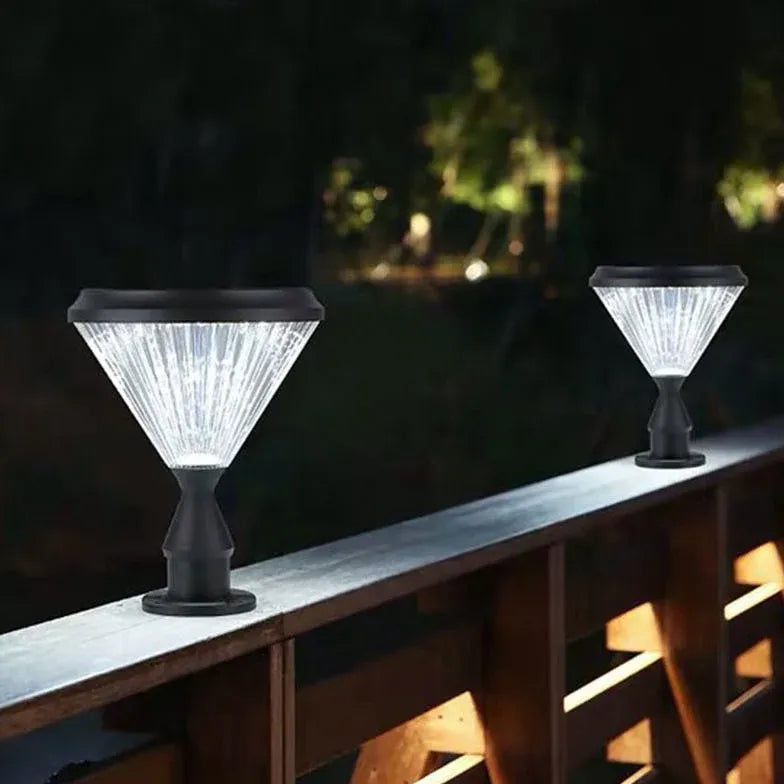 Les lampes de jardin solaires décoratives extérieures