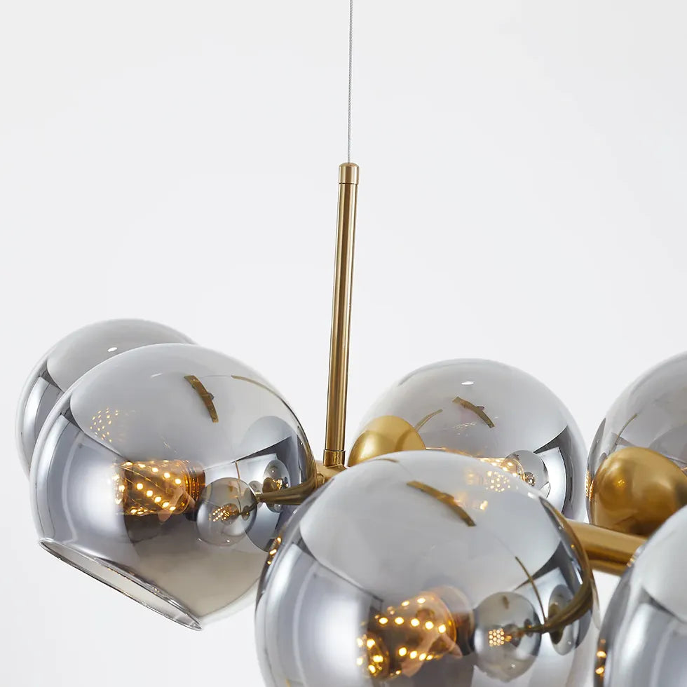 Lustre de salon multi-boules en verre transparent